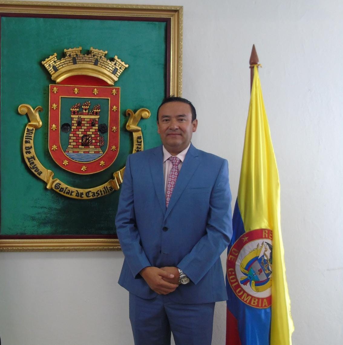 Retrato institucional de Pacho Castellanos